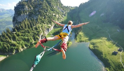 开云体育在线-迪马利亚绝境爆发，挪威强压撕碎那不勒斯神话