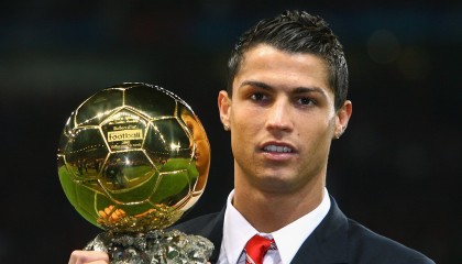 世界杯2026-卡塔尔风暴席卷2026世界杯H组，豪强瑞士遭横扫，姆巴佩闪耀全场