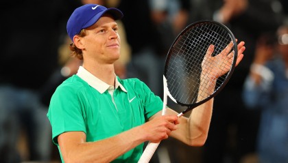 开云体育登录-拉沃尔杯轻取法网，辛纳高光表现