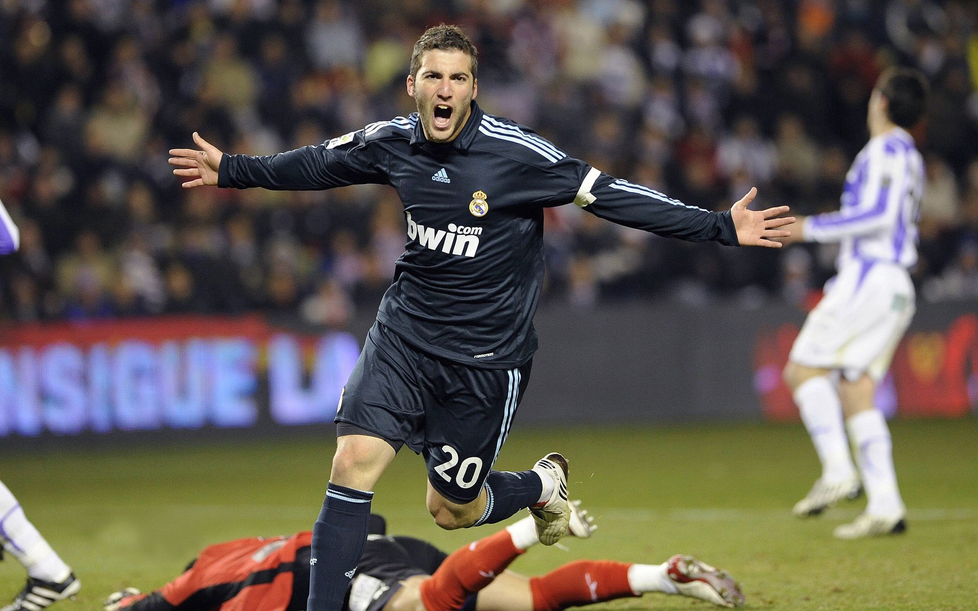 美加墨世界杯焦点战，牙买加力克马德里竞技，加勒比风暴席卷足球世界